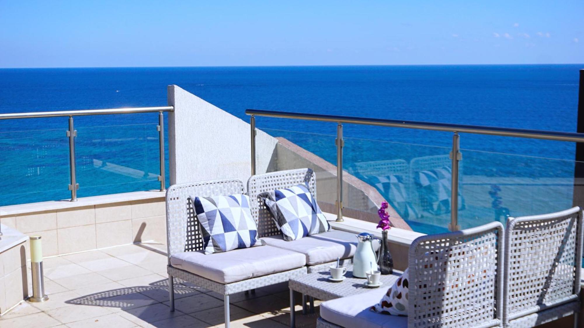 Апартаменти Бяла Клиф На Плажа - Apartments Byala Cliff First Line Exteriör bild