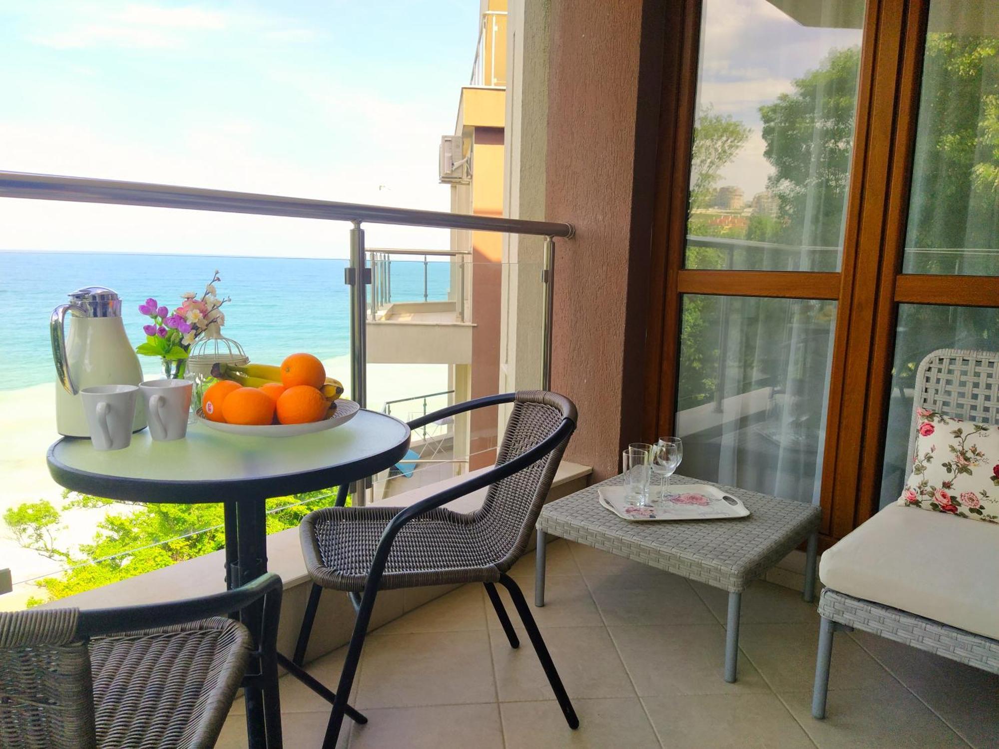 Апартаменти Бяла Клиф На Плажа - Apartments Byala Cliff First Line Exteriör bild