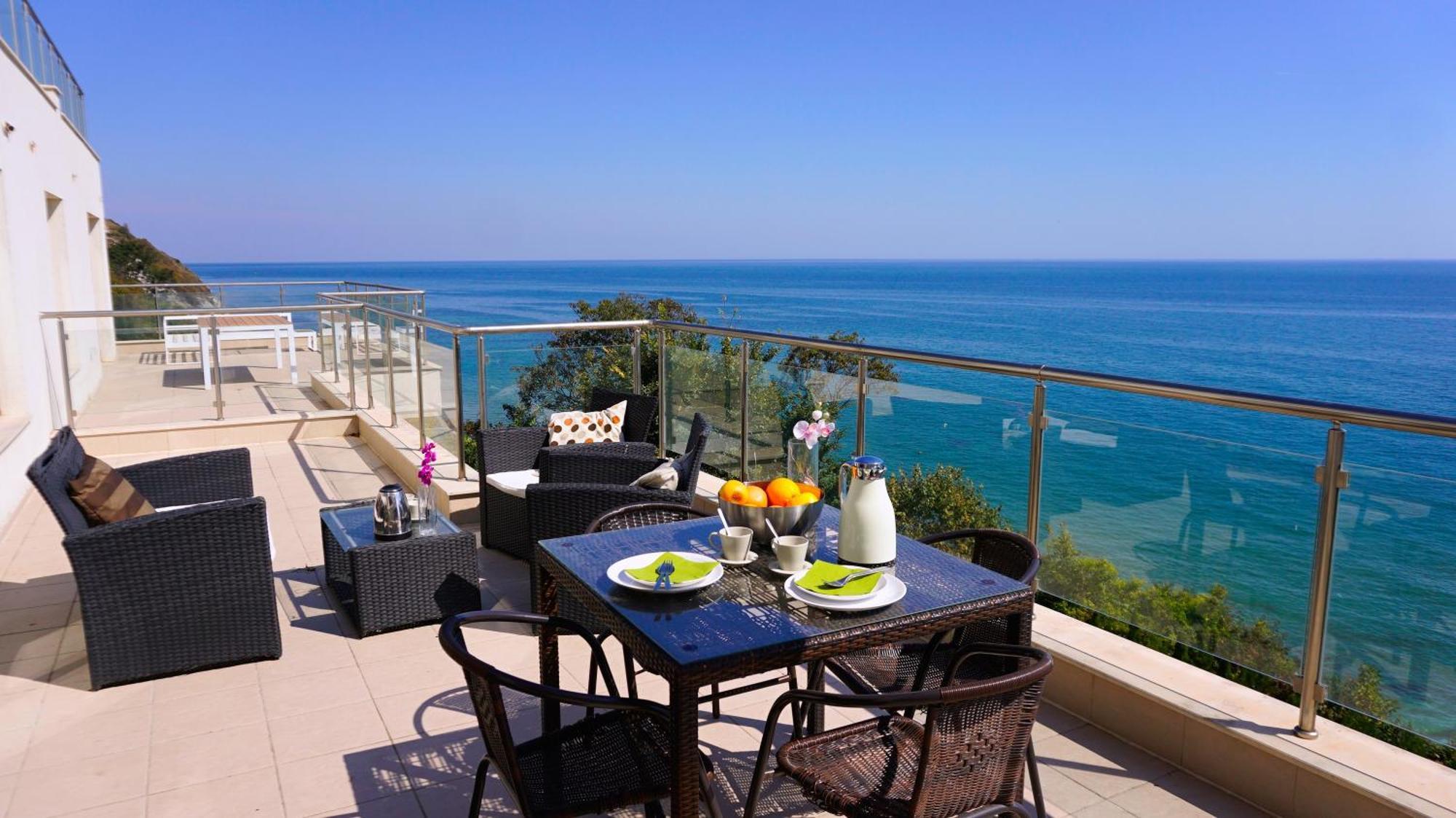 Апартаменти Бяла Клиф На Плажа - Apartments Byala Cliff First Line Exteriör bild